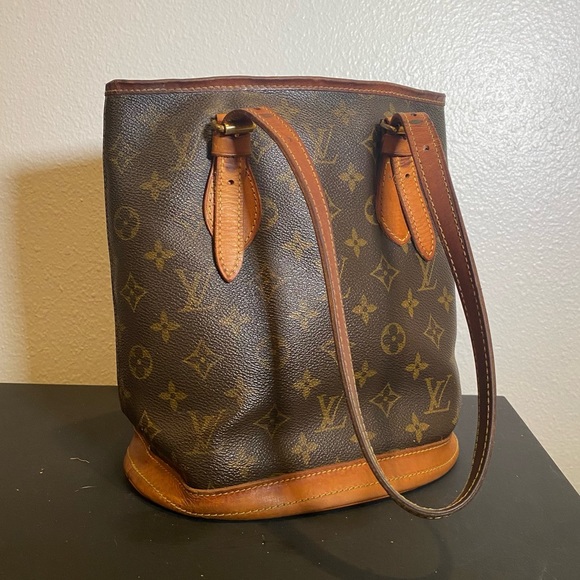Authentic Vintage Louis Vuitton Bucket Bag - Picture 13 of 15